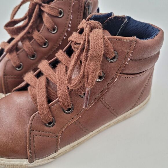 CAT & JACK toddler boys faux leather boot - Picture 2 of 6